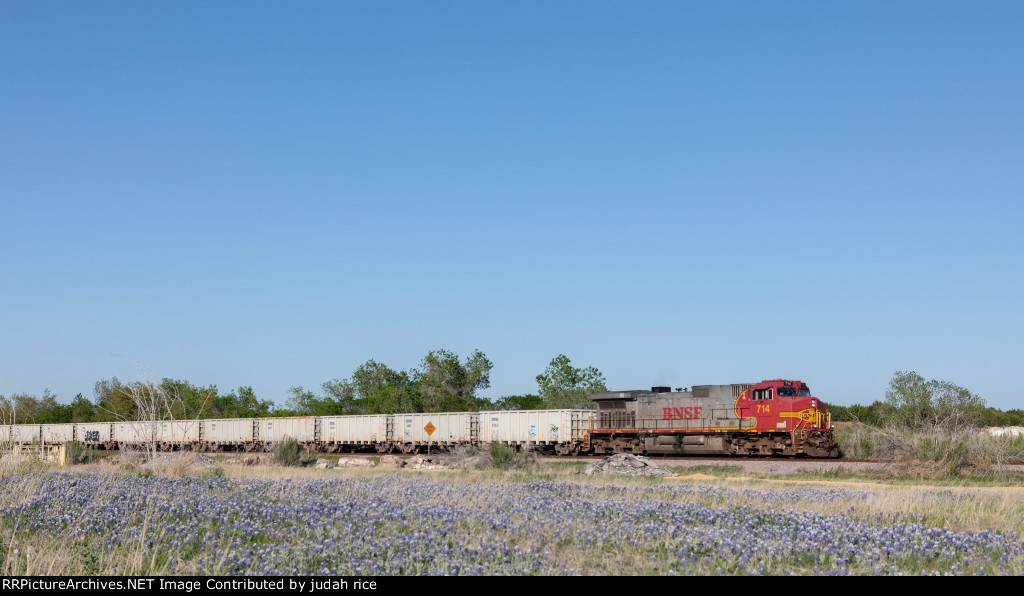 BNSF 714